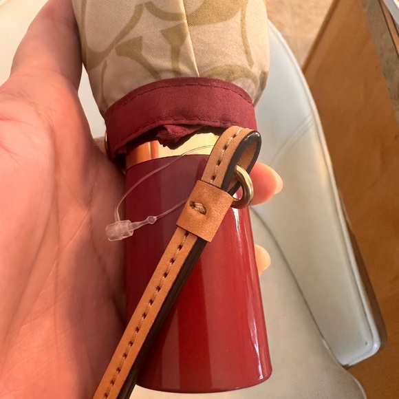 NWOT authentic Coach logo umbrella - Picture 10 of 10